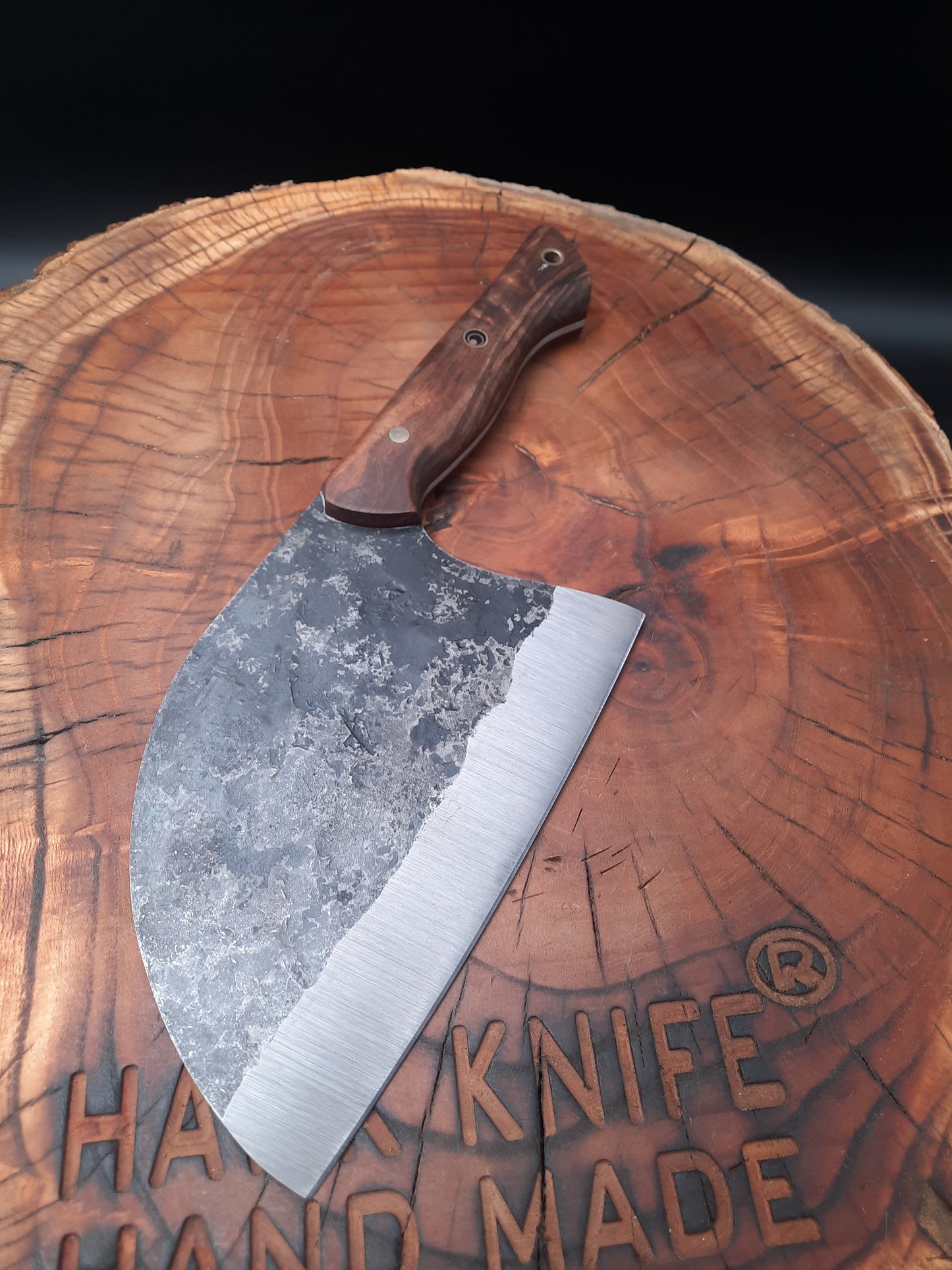 ALMAZAN 80CrV2 Carbon Steel (RUSTIC SURFACE WALNUT)