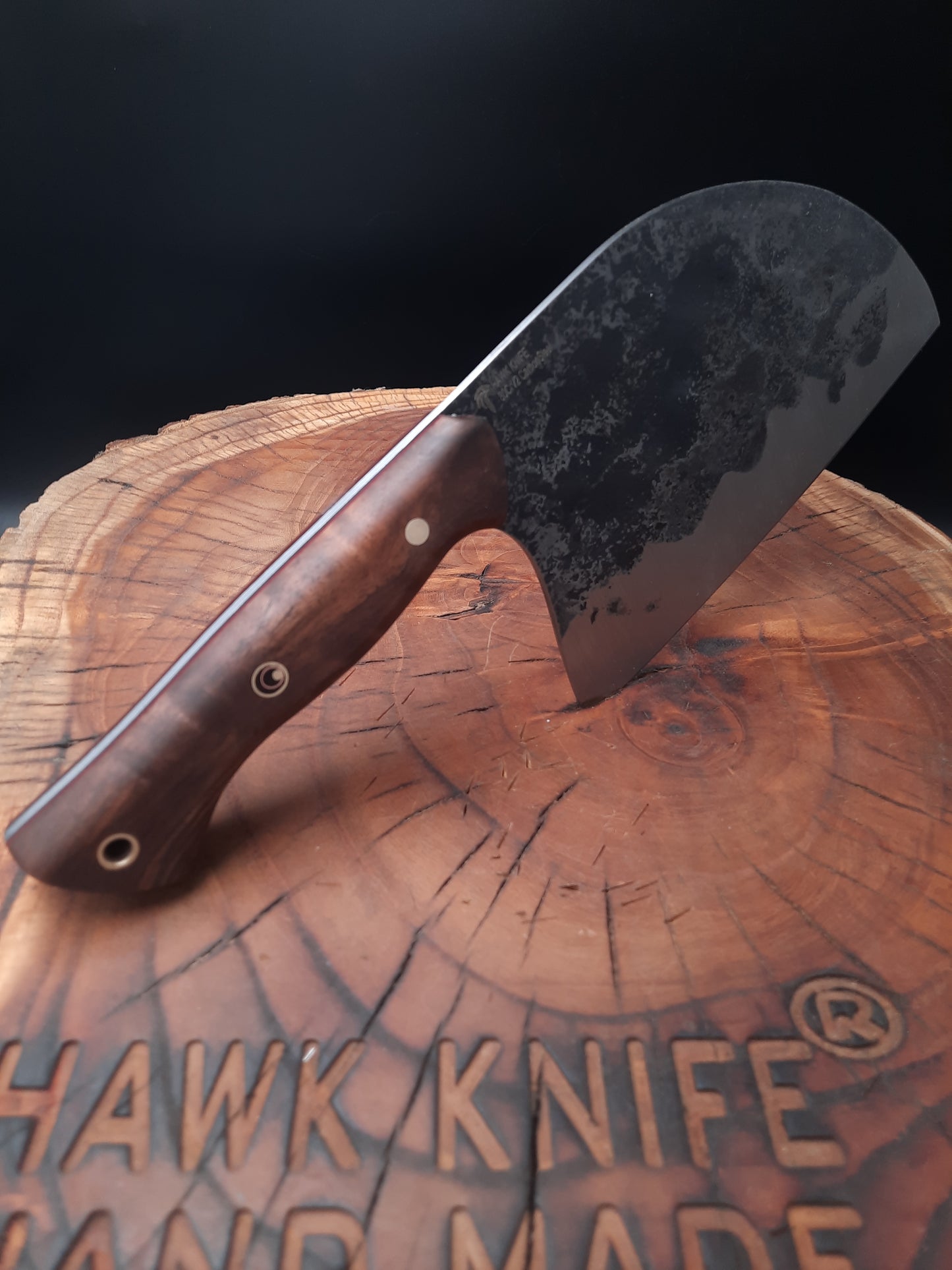 ALMAZAN 80CrV2 Carbon Steel (RUSTIC SURFACE WALNUT)