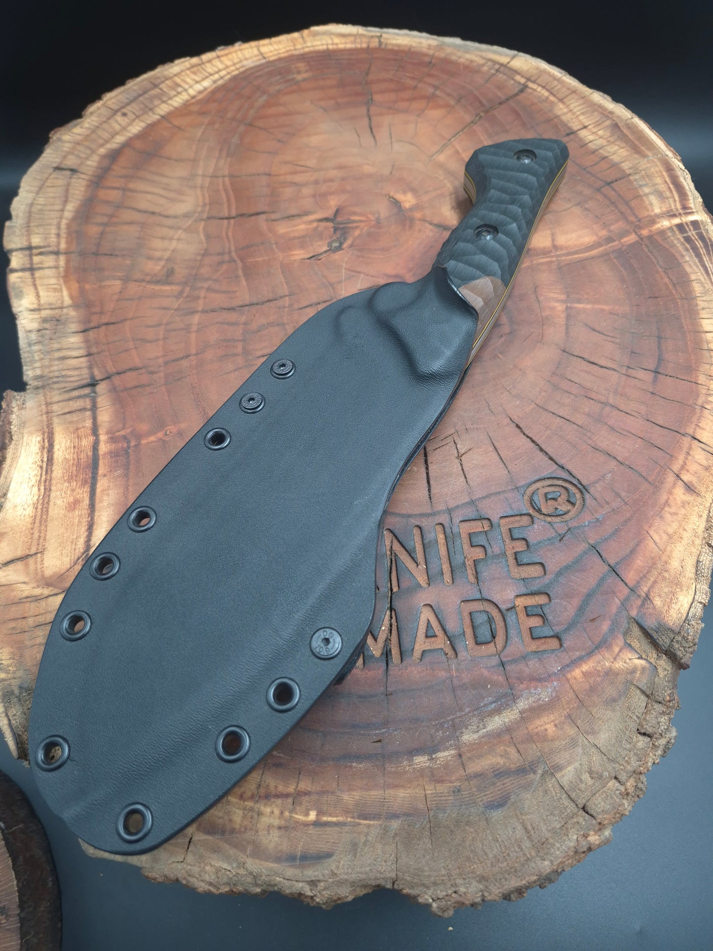 N690 OUTDOOR CAMPING - HUNTING KNIFE - KYDEX (MOD: TITANIC)