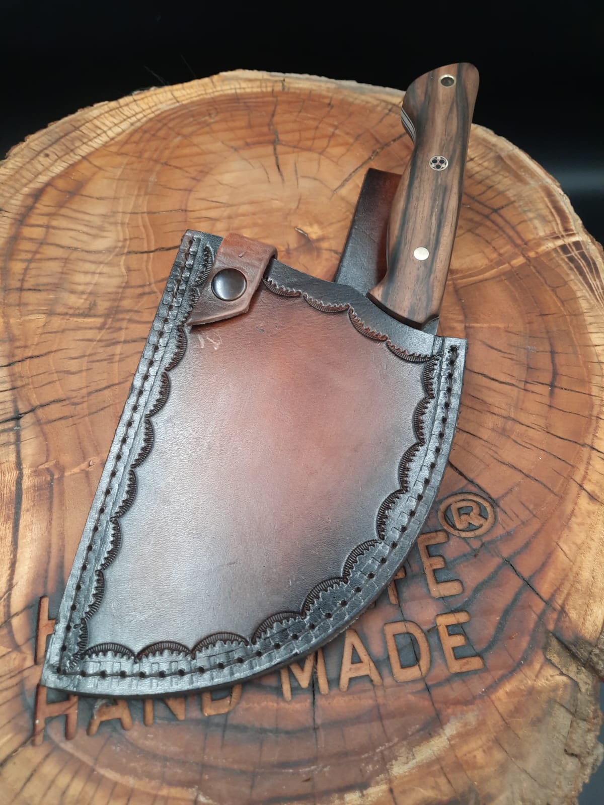 ALMAZAN 80CrV2 Carbon Steel (RUSTIC SURFACE WALNUT)
