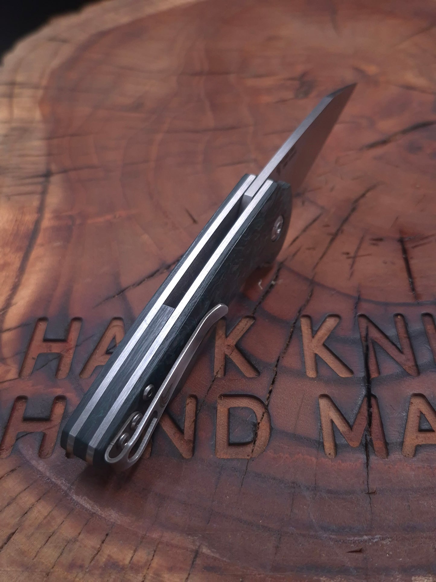 HAWK-10 N690 KARBONFİBER LİNERLOCK ÇAKI