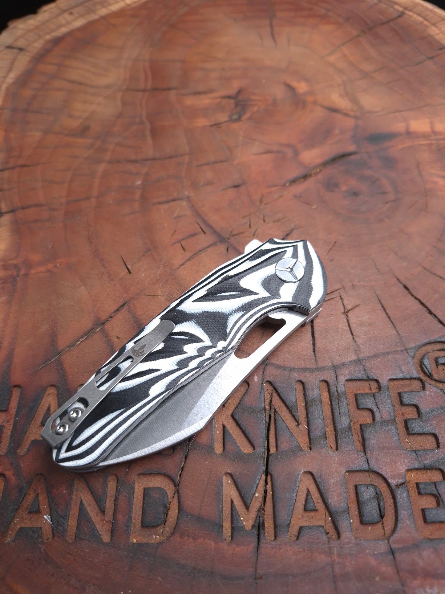 HAWK-9 N690 G10 LINERLOCK Pocket Knife