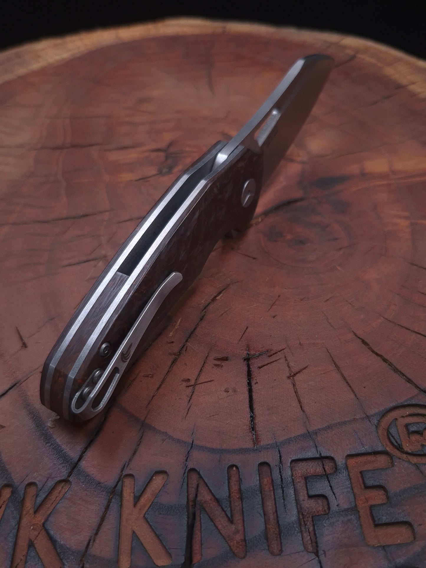 HAWK-9 PLUS(+) N690 KARBONFİBER LİNERLOCK ÇAKI