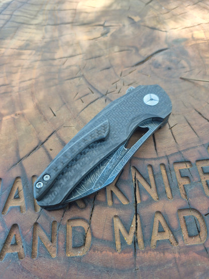 HAWK-9 PLUS(+) DAMASCUS FULL KARBONFİBER LİNERLOCK ÇAKI