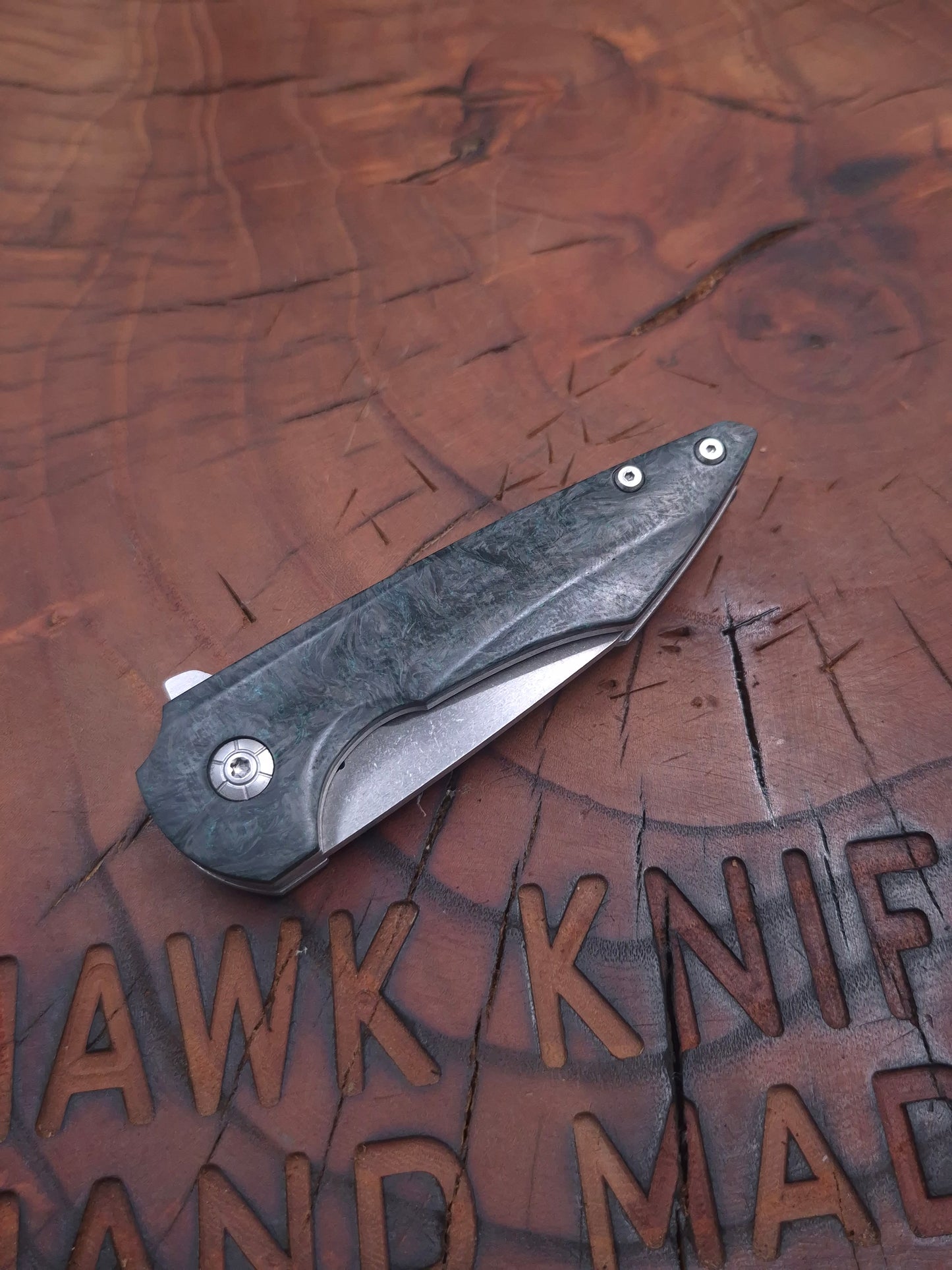 HAWK-10 N690 KARBONFİBER LİNERLOCK ÇAKI