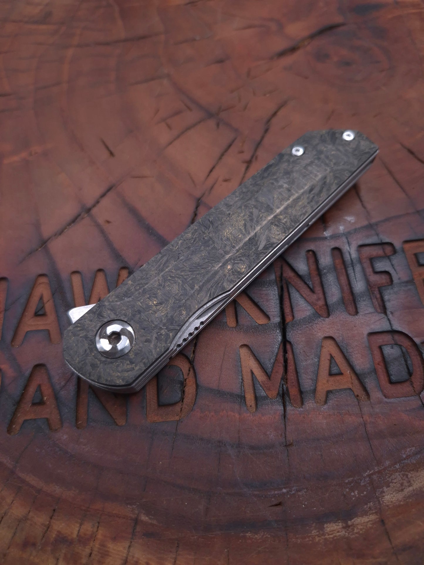 HAWK-6T (TANTO) N690 KARBONFİBER LİNERLOCK ÇAKI
