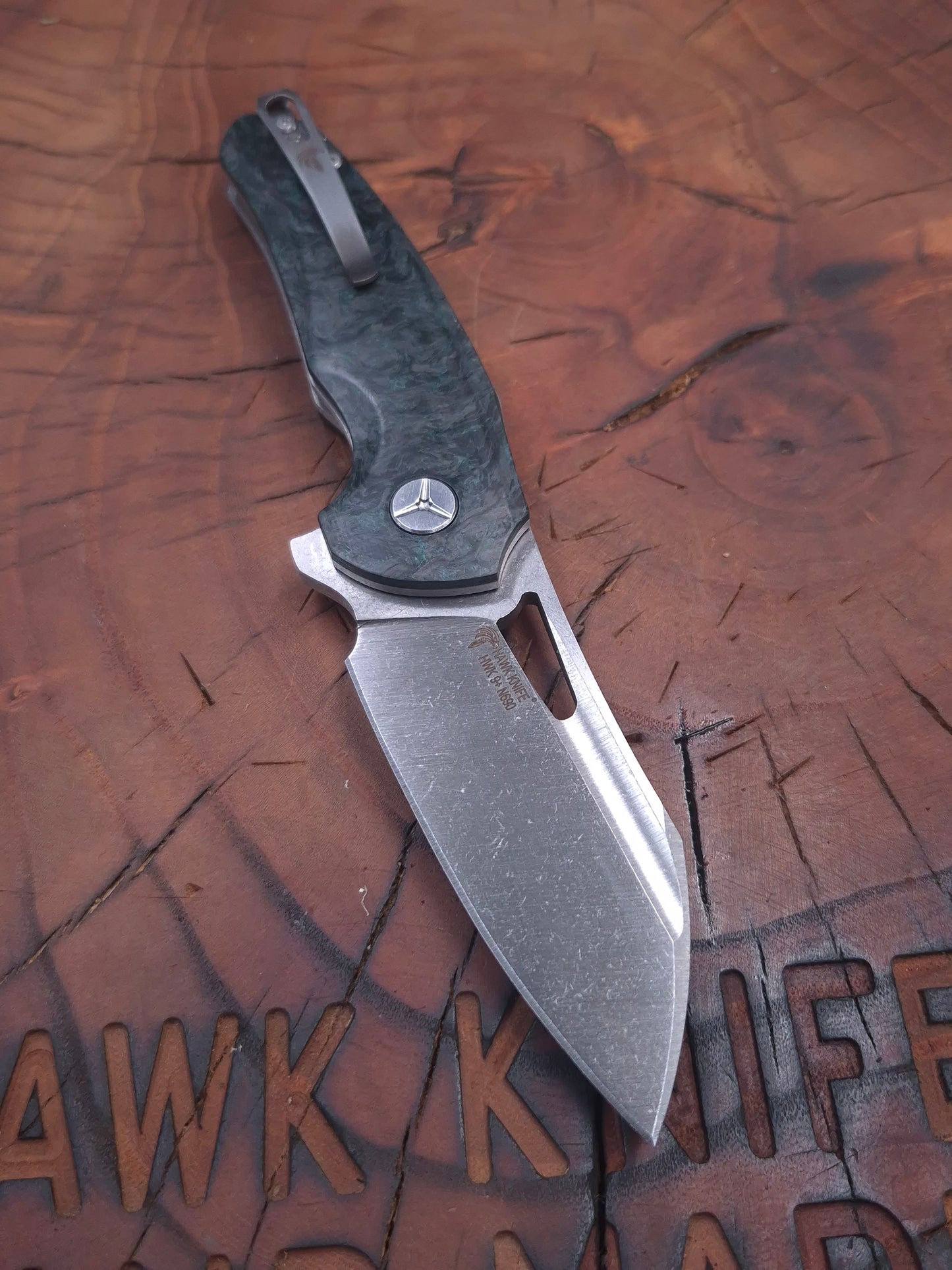 HAWK-9 PLUS(+) N690 KARBONFİBER LİNERLOCK ÇAKI