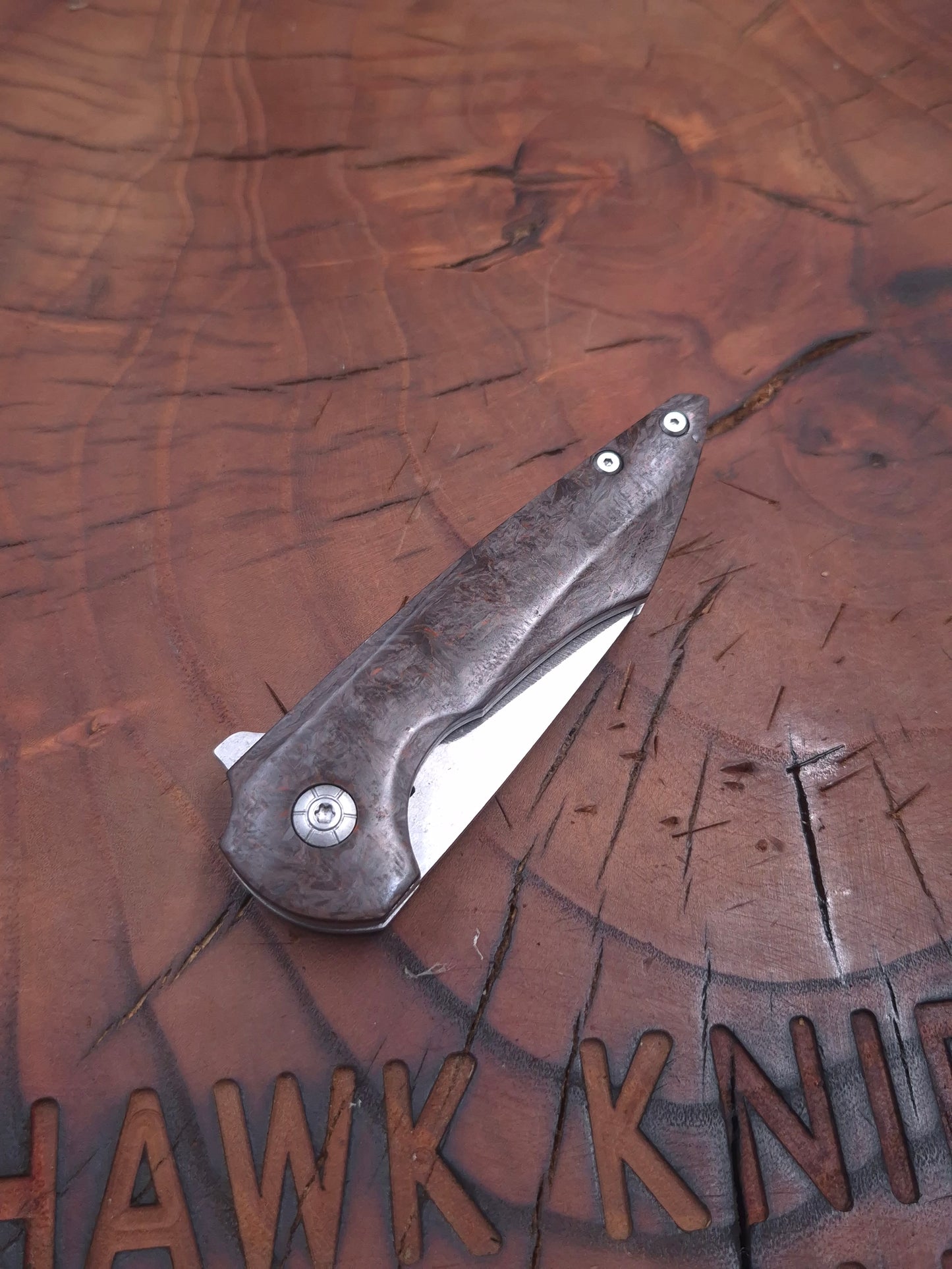 HAWK-10 N690 KARBONFİBER LİNERLOCK ÇAKI